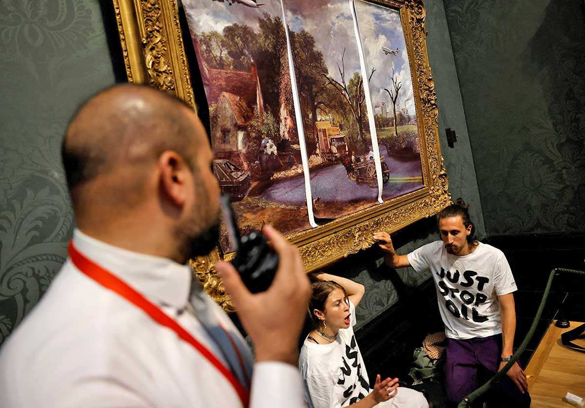 art vandalism just stop oil london