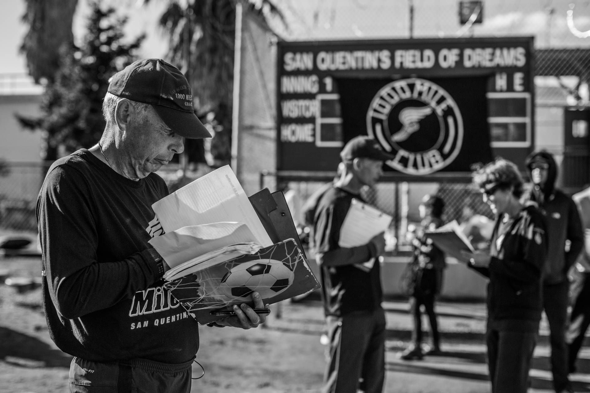 frank ﻿ruona counts ﻿laps at the ﻿san quentin ﻿prison﻿