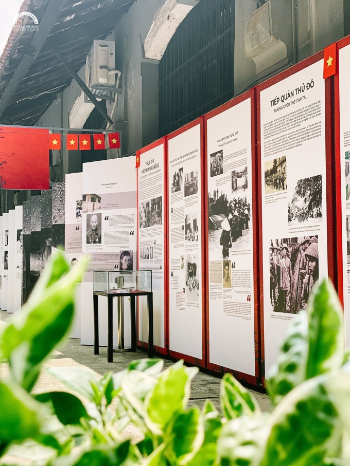 The exhibition showcases Hanois preparations for a long resistance war and the significance of the Dien Bien Phu Campaign in 1954. Photo courtesy of Hoa Lo Prison Relic