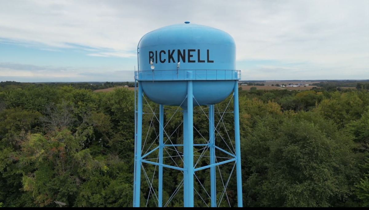 BicknellWaterTower.JPG