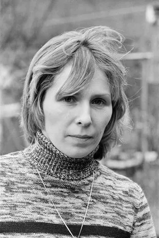 Linda Calvey pictured at her mothers house in East London, 7th January 1979