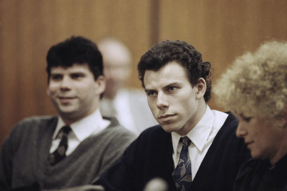 Lyle (left) and Erik Menendez with defence attorney Leslie Abramson in Beverly Hills Municipal Court in 1990.