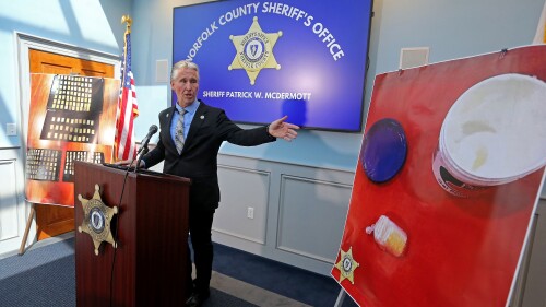 US-NEWS-10-MASSACHUSETTS-SHERIFFS-RECEIVE-FEDERAL-1-YB.jpg