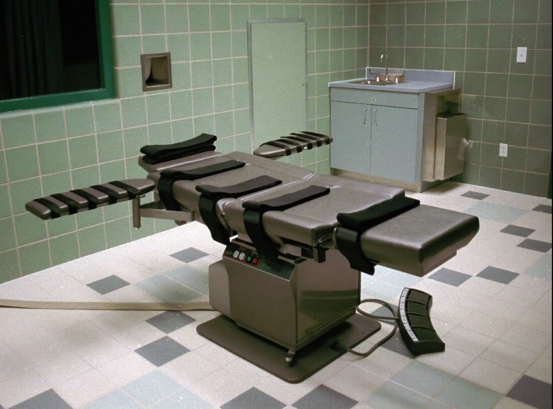 The death chamber, equipped for lethal injection, at the U.S. Penitentiary in Terre Haute, Ind., is shown in this April 1995 photo.